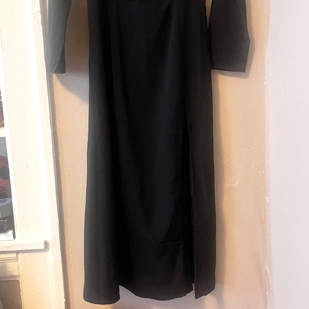 🏷️ Abercrombie & Fitch • long black maxi dress with side slit